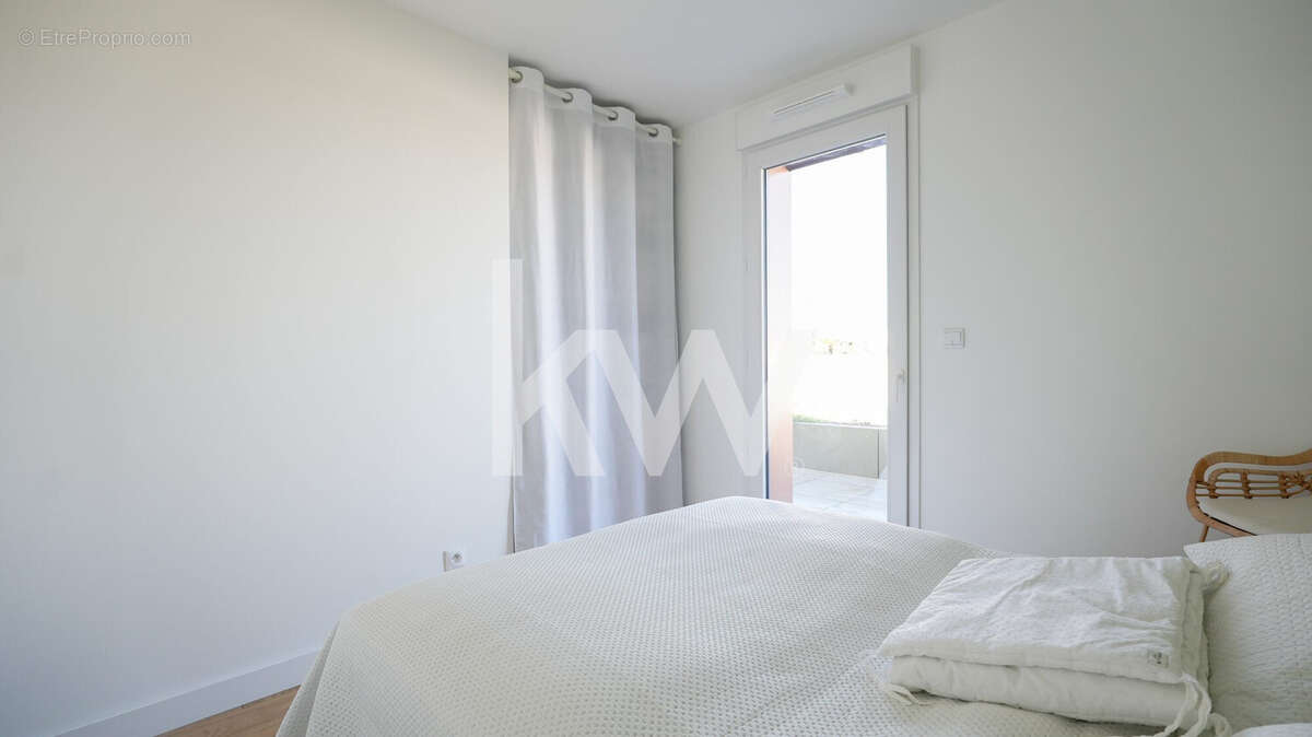 Appartement à SAINT-JEAN-DE-LA-RUELLE
