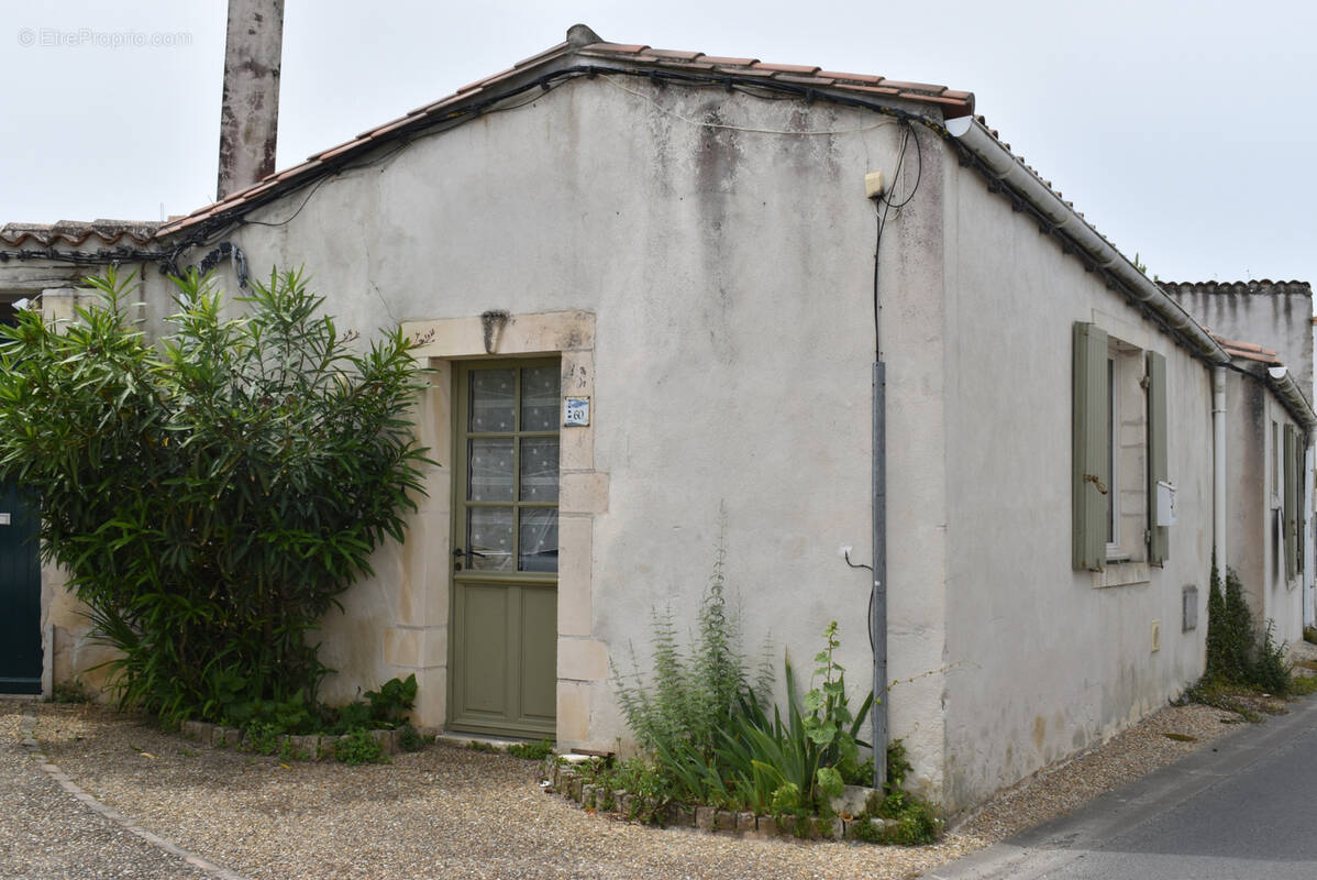 Maison à LA COUARDE-SUR-MER