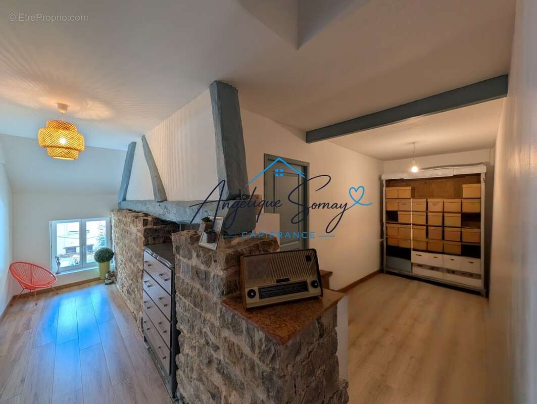 Chille – maison de village mitoyenne de 160 m² avec garage, stationnement - photo 19