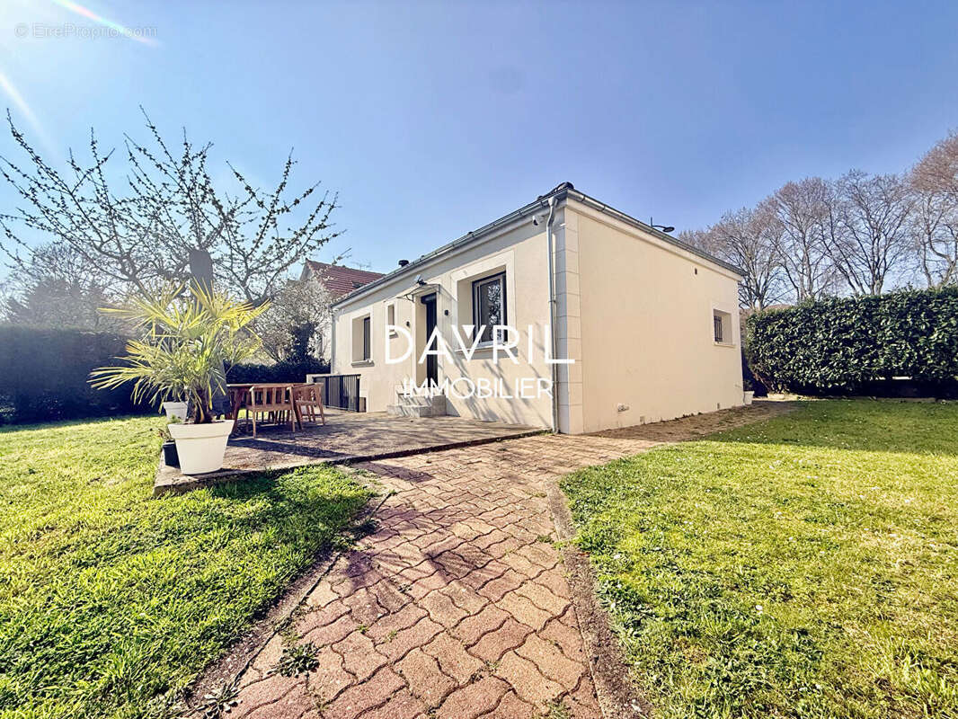 Maison à CONFLANS-SAINTE-HONORINE