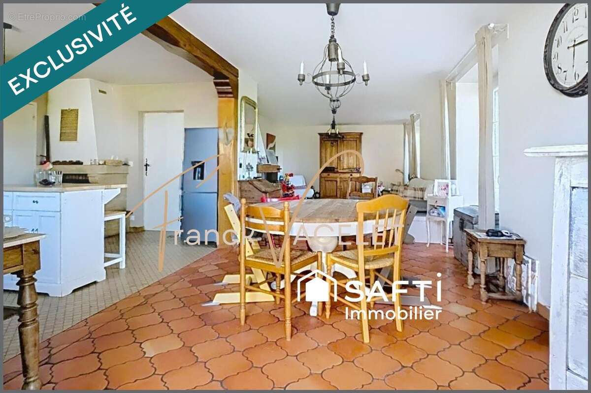 Photo 4 - Maison à BOURDELLES