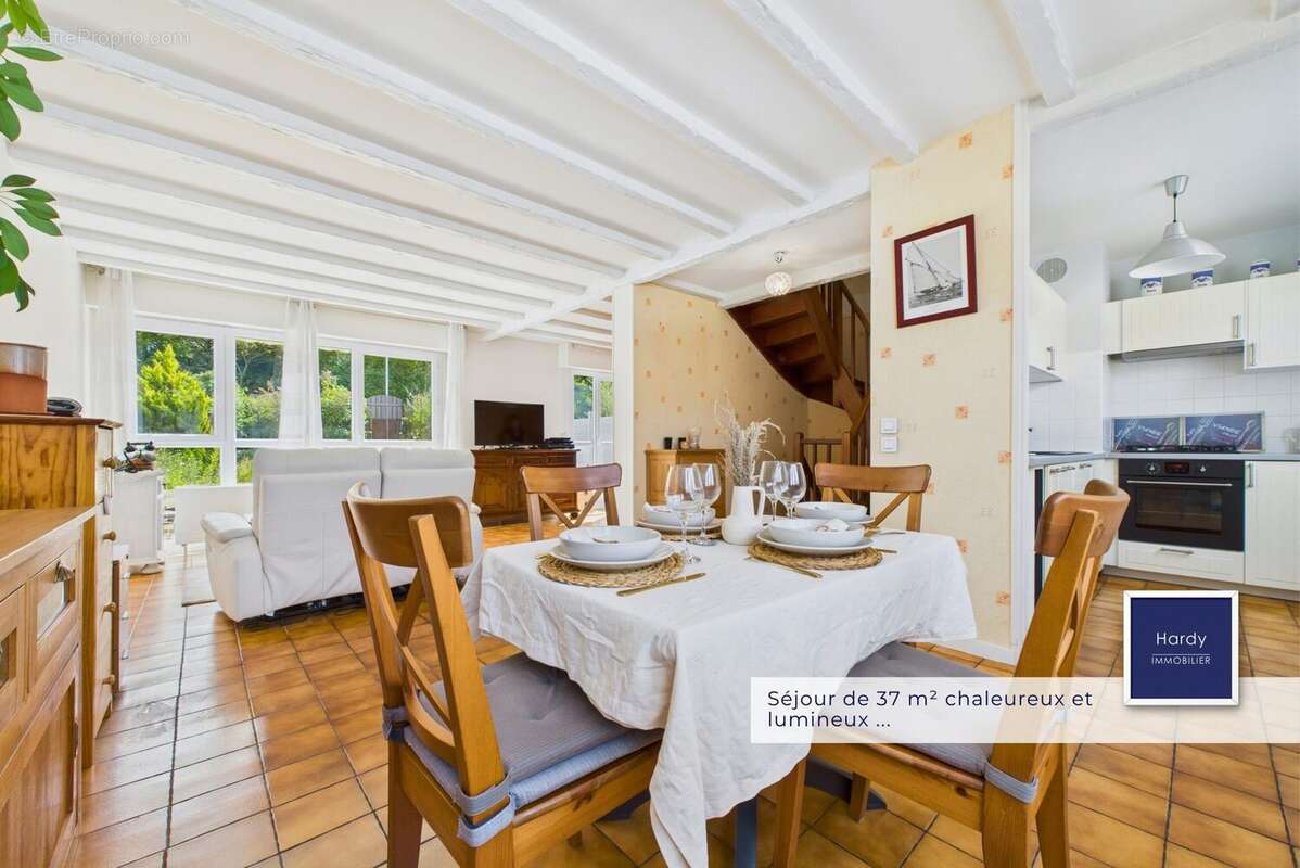 Maison à OSNY