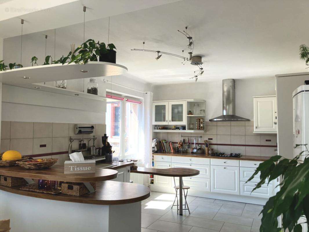 Appartement à VILLE