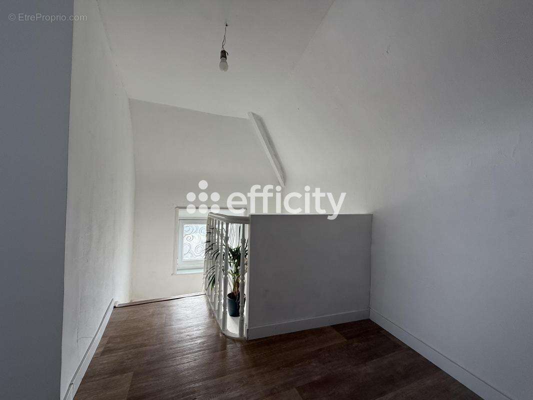 Appartement à PREMESQUES