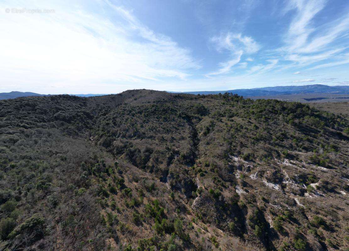 Terrain à LAGORCE
