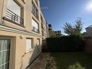 Appartement à LES CLAYES-SOUS-BOIS