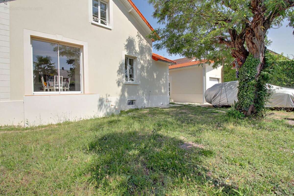 Maison à CARRIERES-SOUS-POISSY