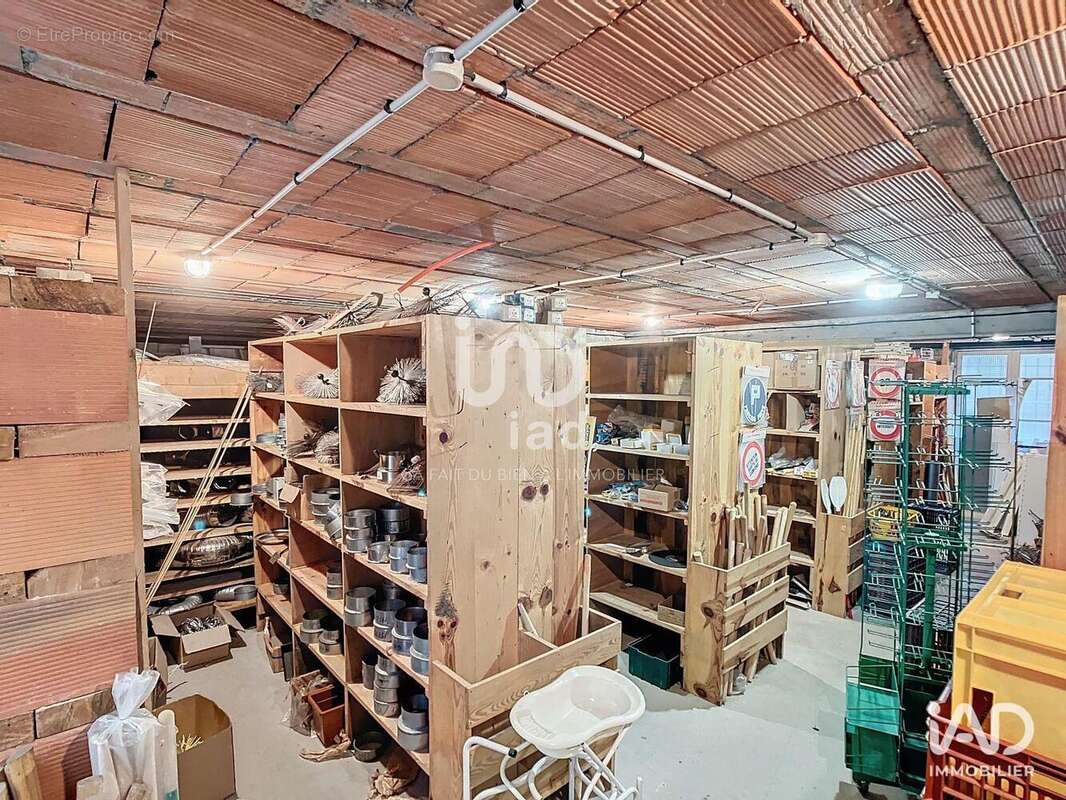 Photo 9 - Commerce à CAYLUS