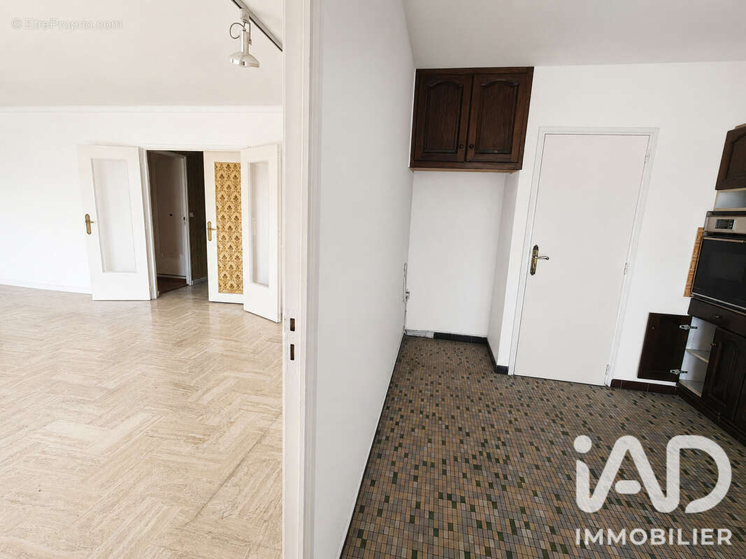 Appartement 107 m² à Marseille-9e  - photo 5