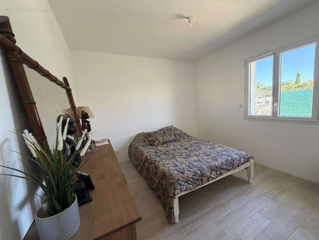 Maison 90 m² à Parentis-En-Born  - photo 5