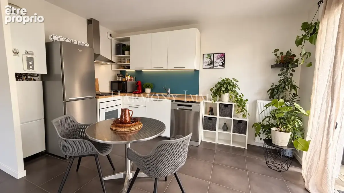 T2 de 43 m2 avec terrasse et parking   résidence récente - photo 4