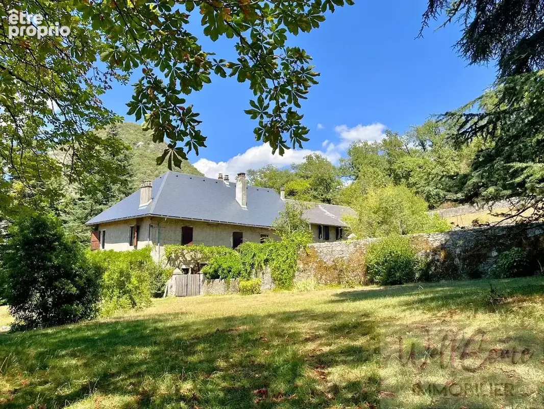 Propriété avec 2 maisons et dépendances sur 6 Ha de terrain arboré proche Challes - photo 9