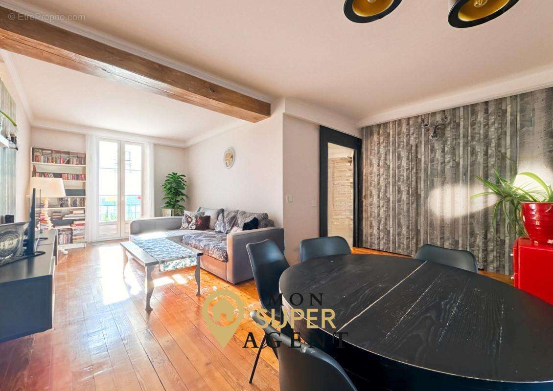 Appartement à MELUN