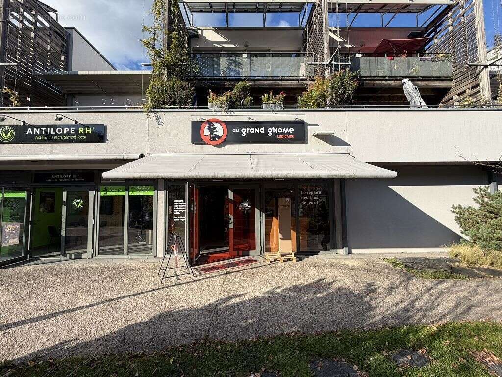 Commerce à REMIREMONT