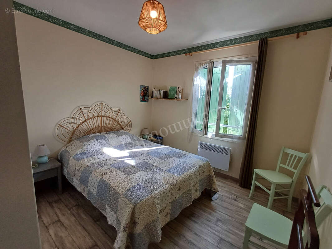 maison de plain-pied avec jardin et garage - photo 7
