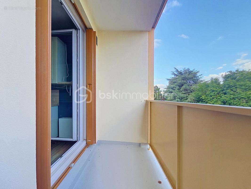 Appartement F4 résidence Chanteclair - photo 5
