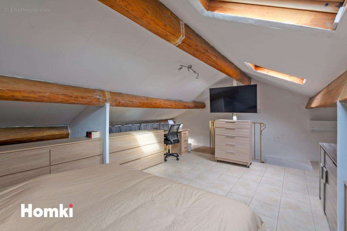 Appartement à QUISSAC