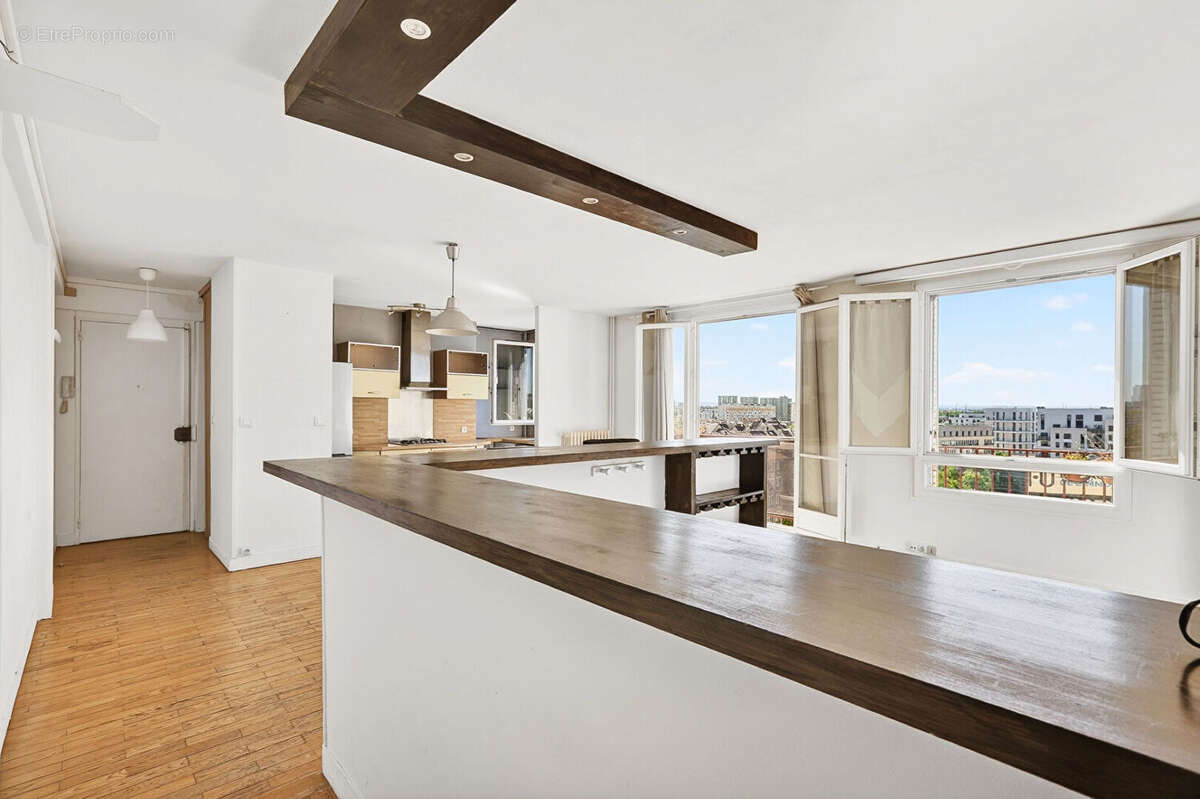 Appartement à COLOMBES