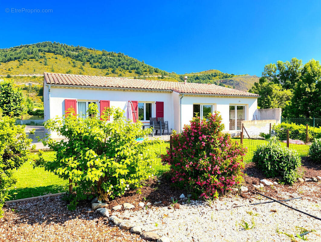 Photo 1 - Maison à CASTELLANE