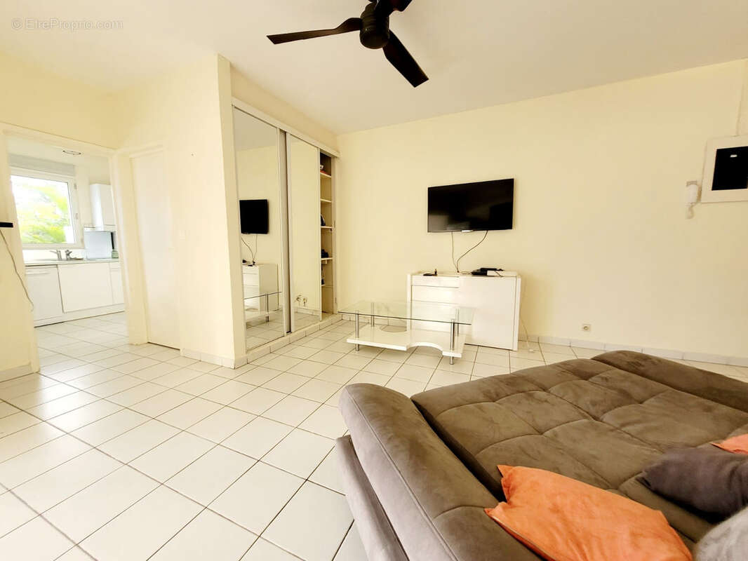 Appartement à POINTE-A-PITRE