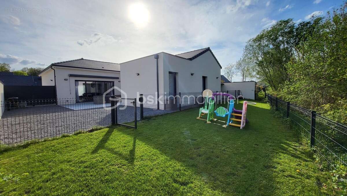 Maison à WARMERIVILLE