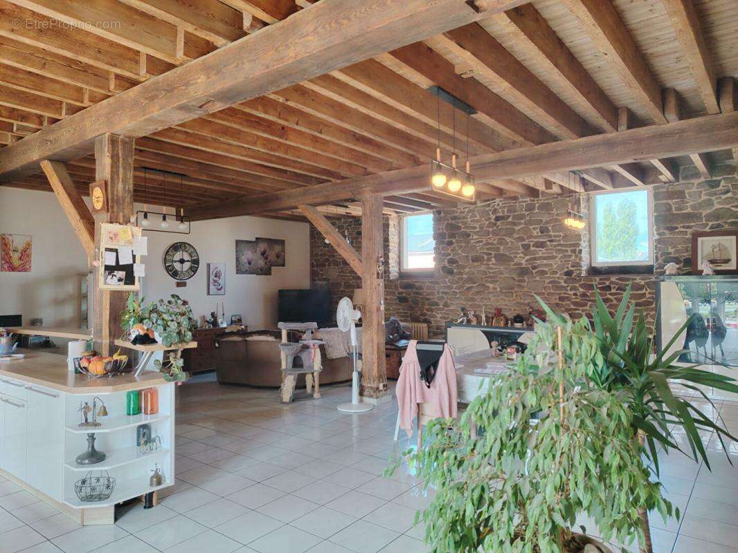 Maison Landebia 11 pièce(s) 320 m2 - photo 3