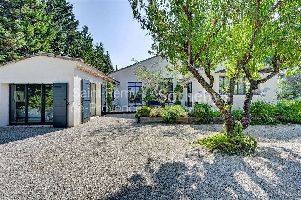 Maison à EYGALIERES