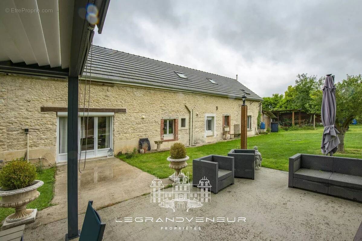 Maison à MALESHERBES