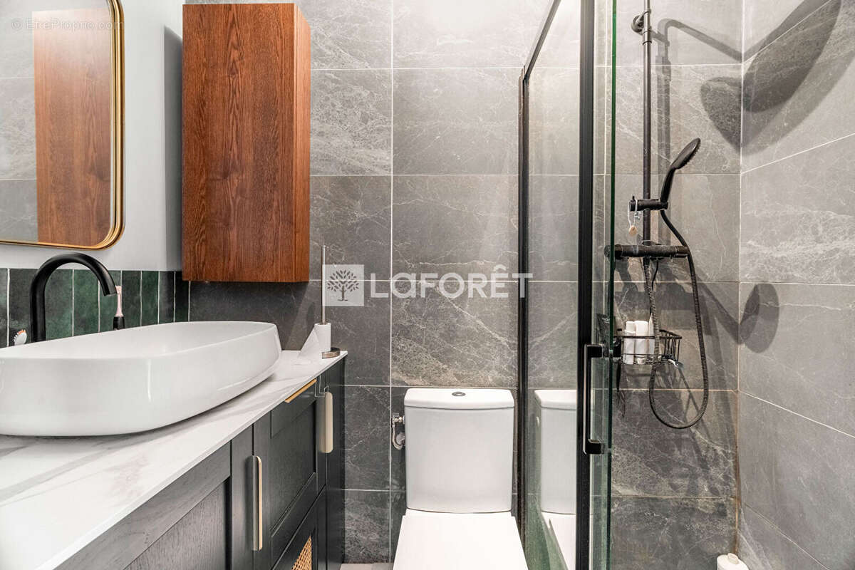 Appartement à PARIS-17E