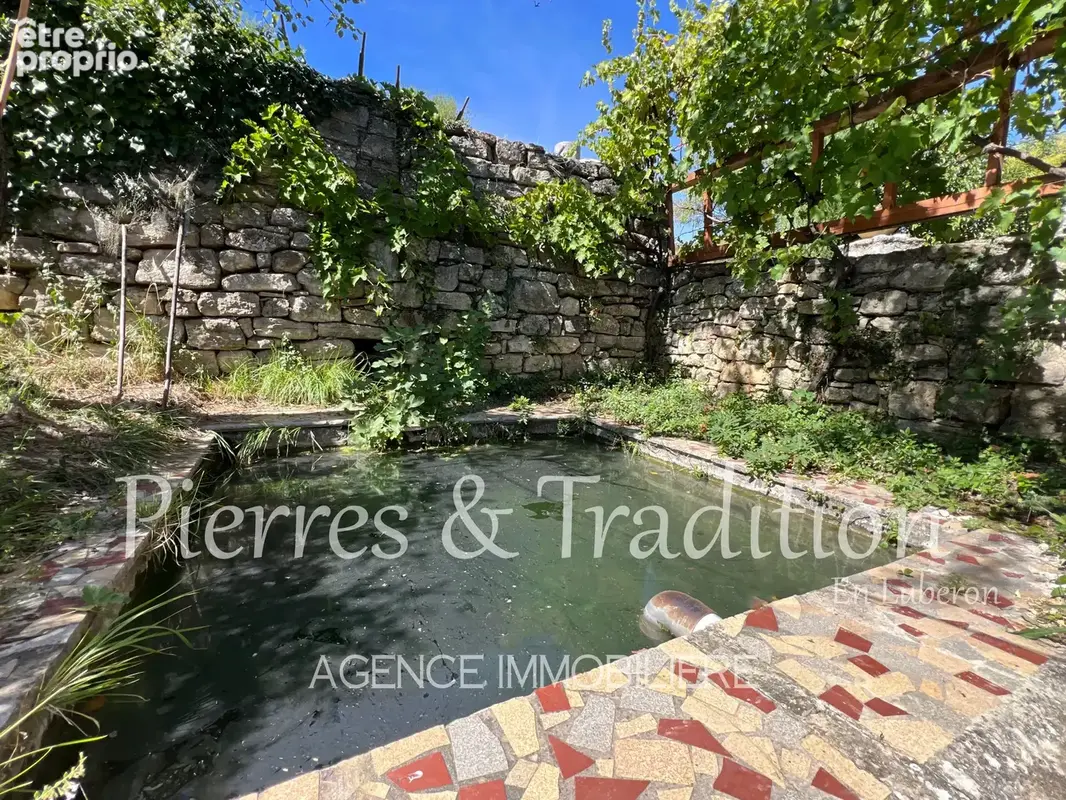 Luberon, Saint Martin de Castillon, propriété avec dépendances et vue sur le Luberon - photo 14