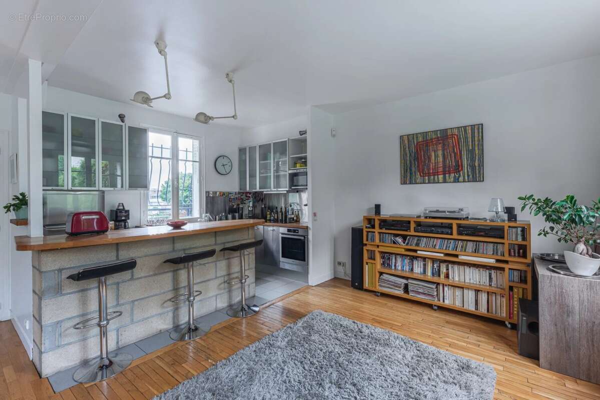 Maison à IVRY-SUR-SEINE