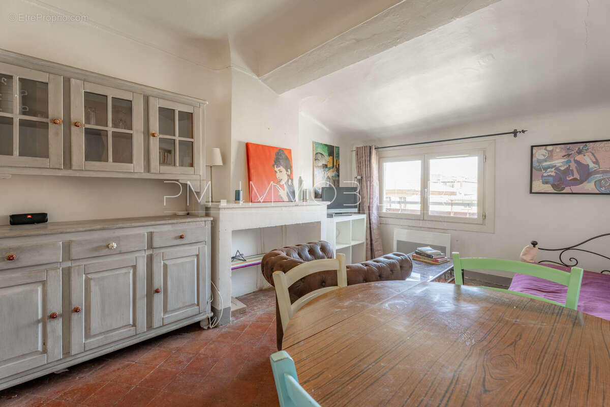 Appartement à AIX-EN-PROVENCE
