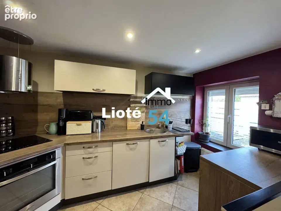 maison rénovée familliale jardin 5 chambres garage