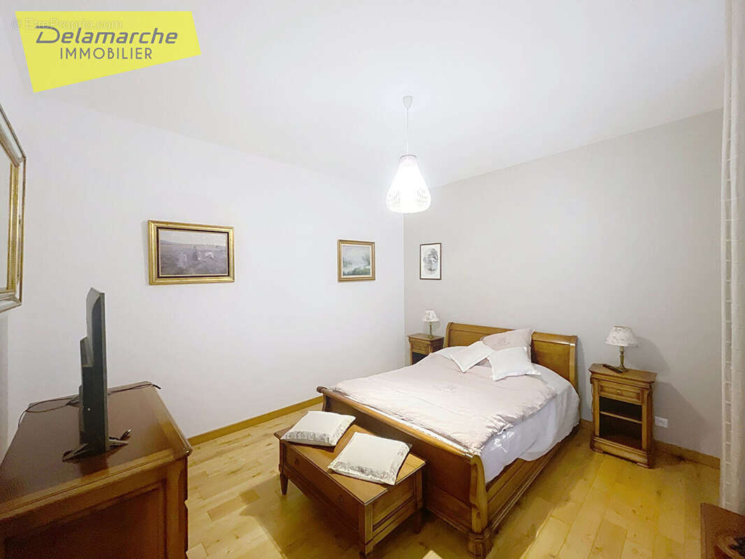 Maison à ISIGNY-LE-BUAT