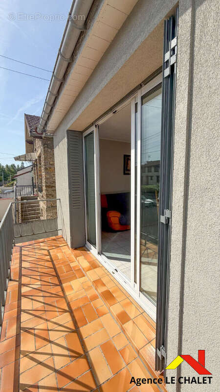 Maison à VILLENEUVE-LE-ROI