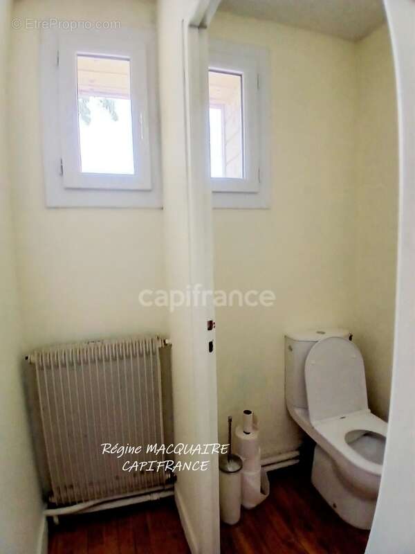 A Vendre -  Maison de bourg rénovée – 190 m² – 5 chambres – équipements modernes : une opportunité rare au centre bourg. MORTAIN - photo 27