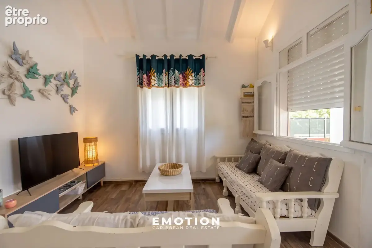 Ensemble immobilier   4 gîtes meublés   Piscine - Sainte-Anne - photo 9