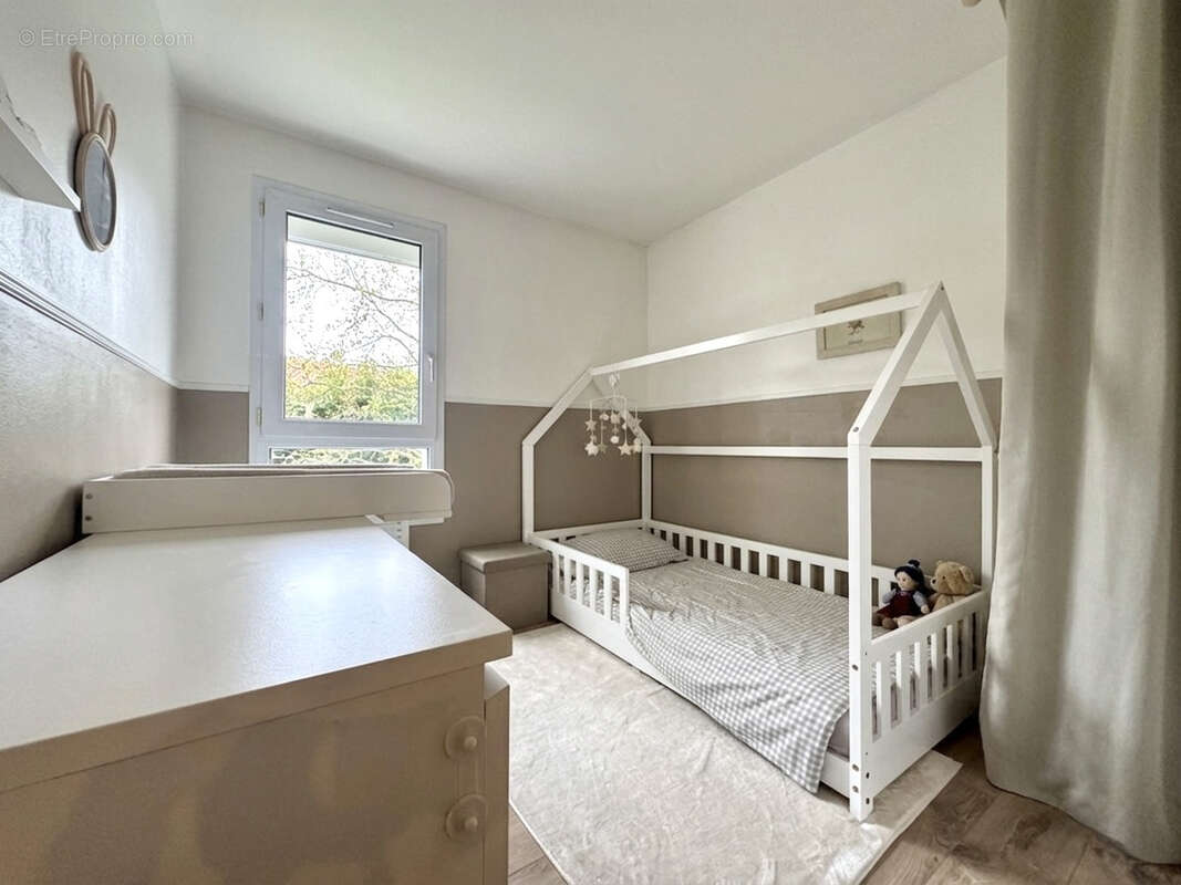 Appartement à MAGNY-LE-HONGRE