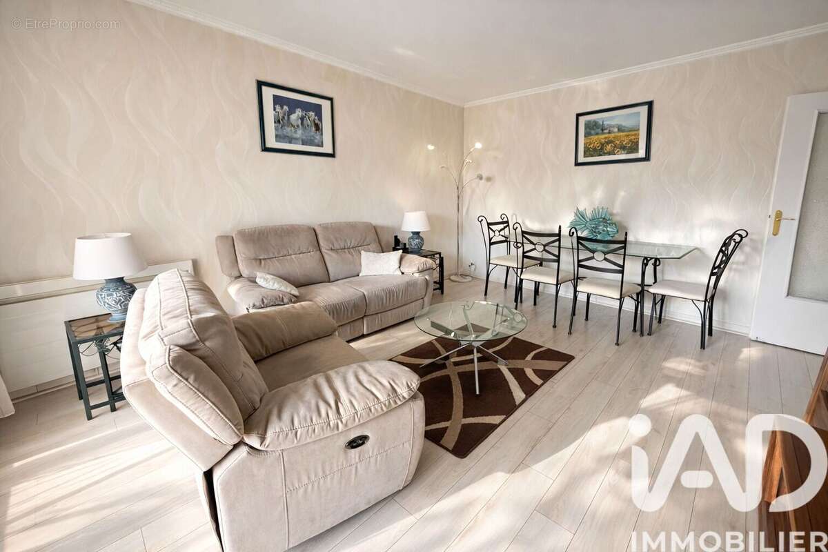 Photo 3 - Appartement à BOISSY-SAINT-LEGER
