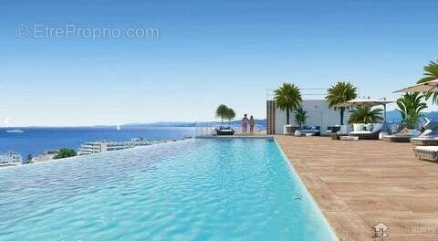 Appartement à SAINT-LAURENT-DU-VAR