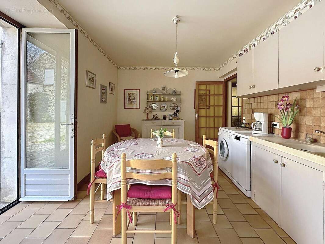 Photo 5 - Maison à NOISY-SUR-ECOLE