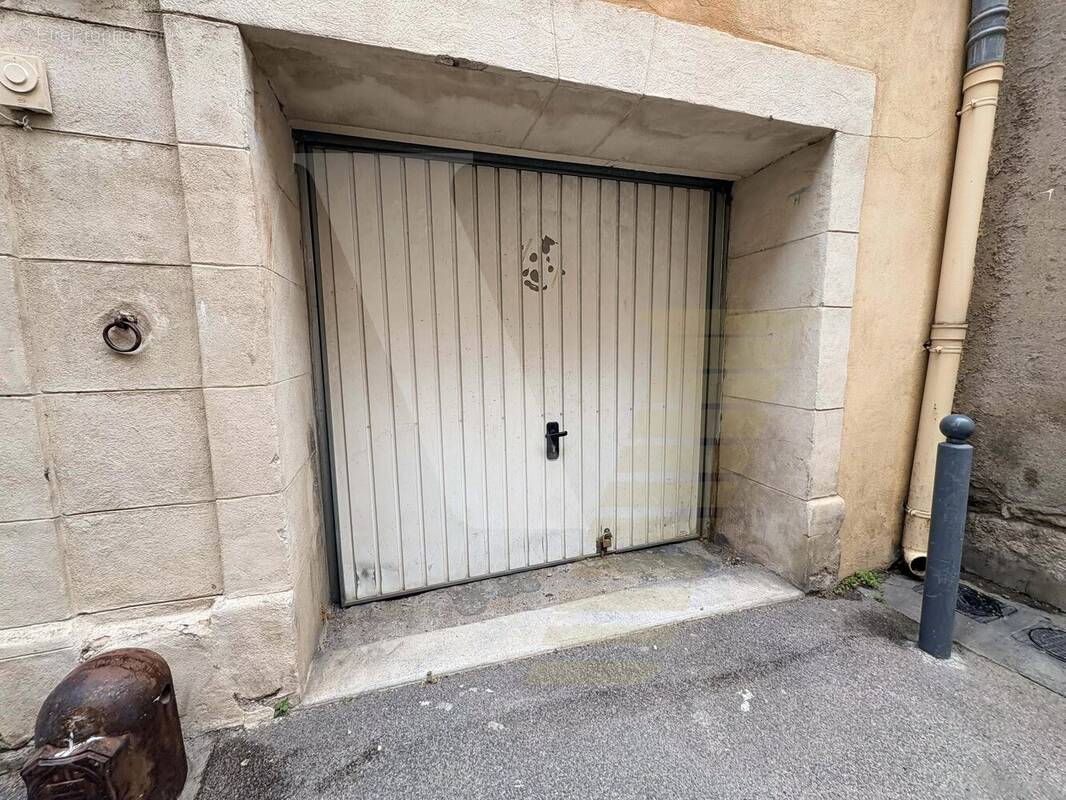 Parking à BEZIERS