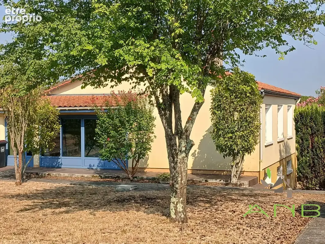 Maison 69 m² à Ruelle-Sur-Touvre  - photo 1