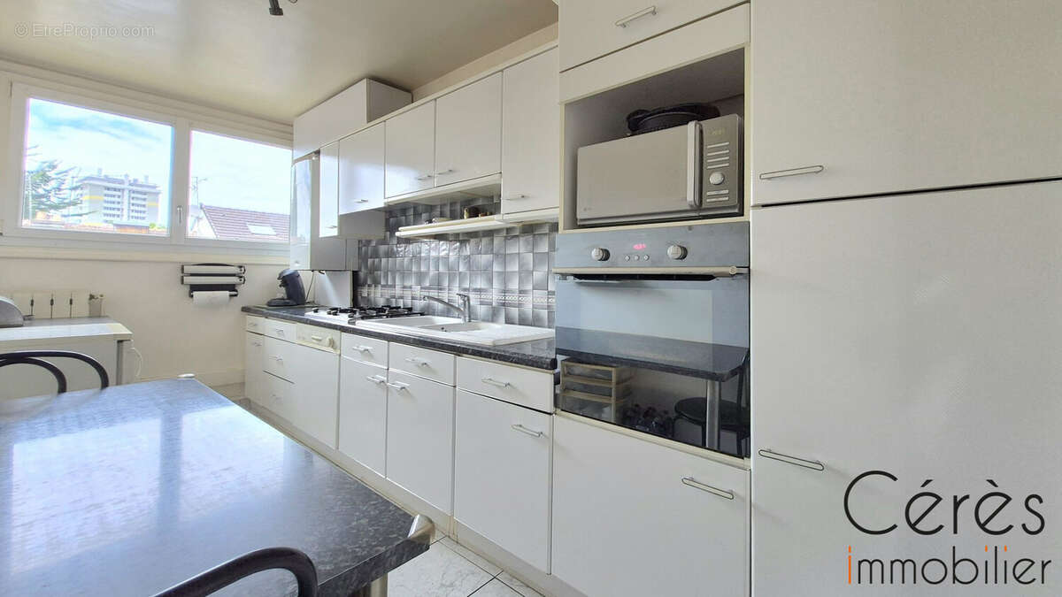 Appartement à ROMAINVILLE