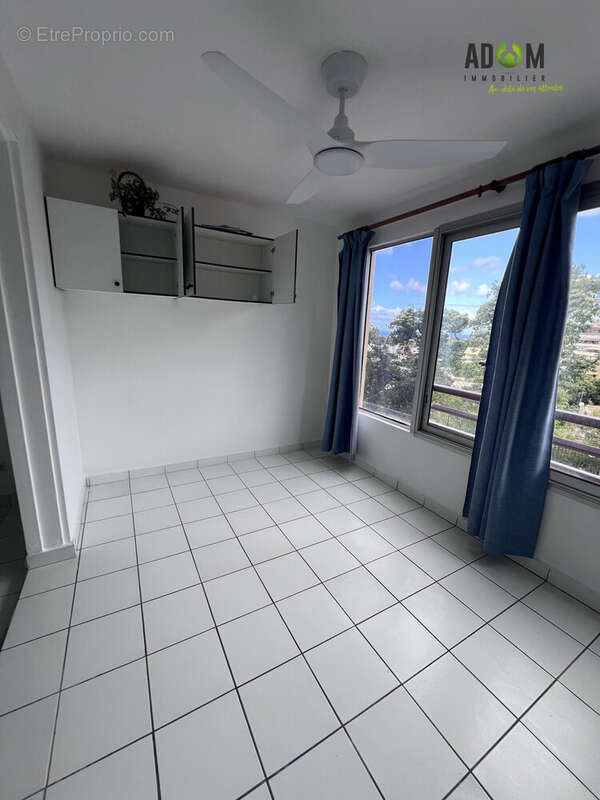 Terrasse fermée photo 2 - Appartement à SAINT-DENIS