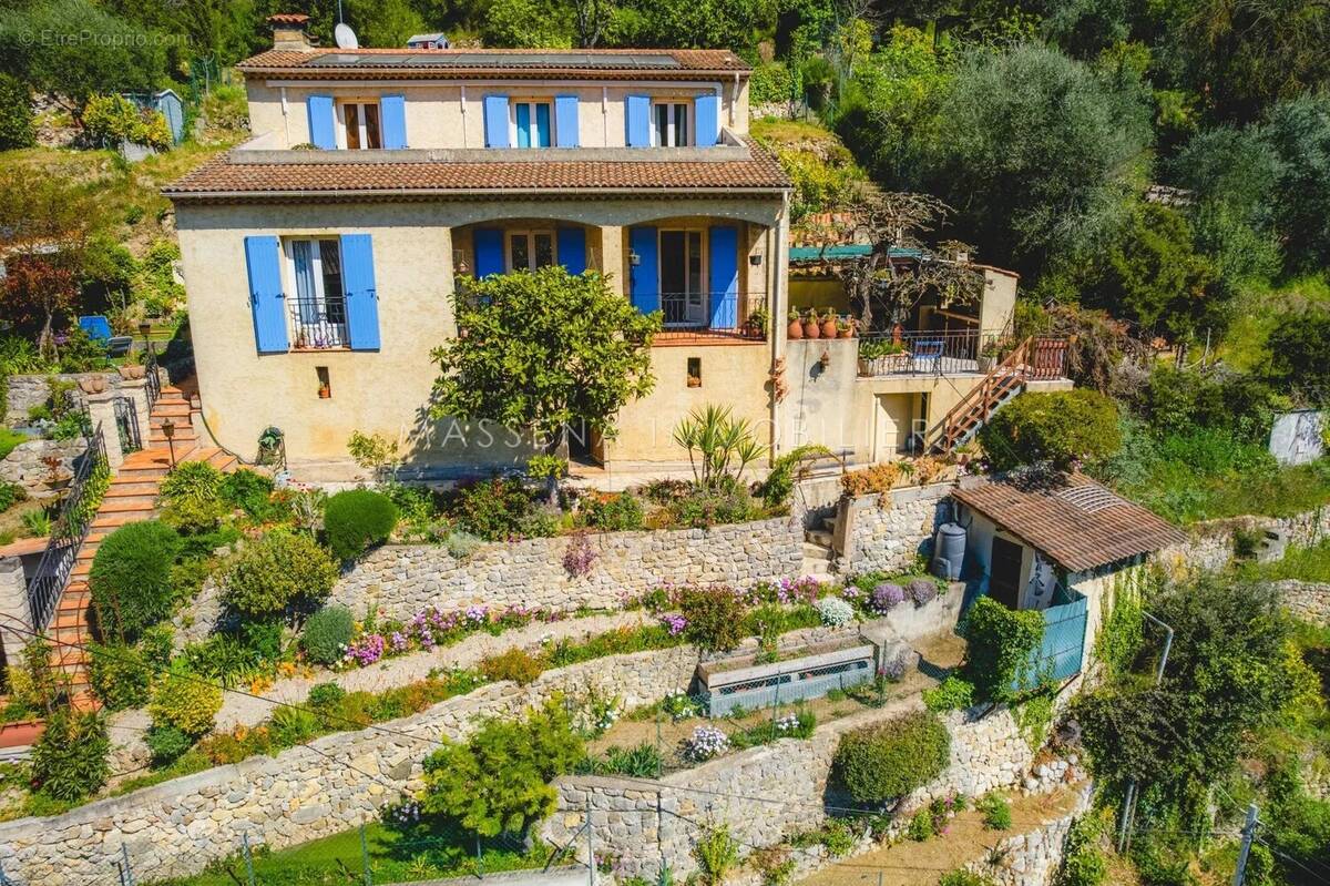 Maison à SAINT-ANDRE-DE-LA-ROCHE