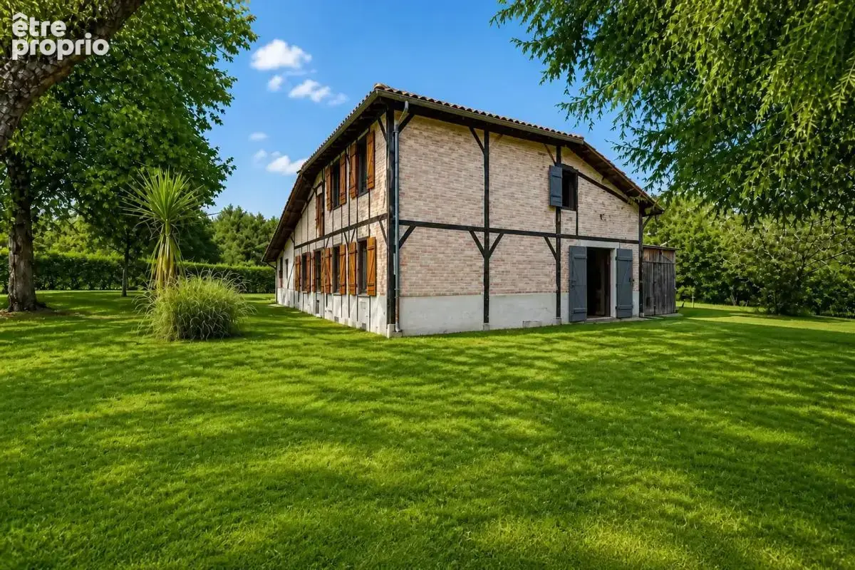 Maison de 6 pièces de 140 m² à Sore - photo 2