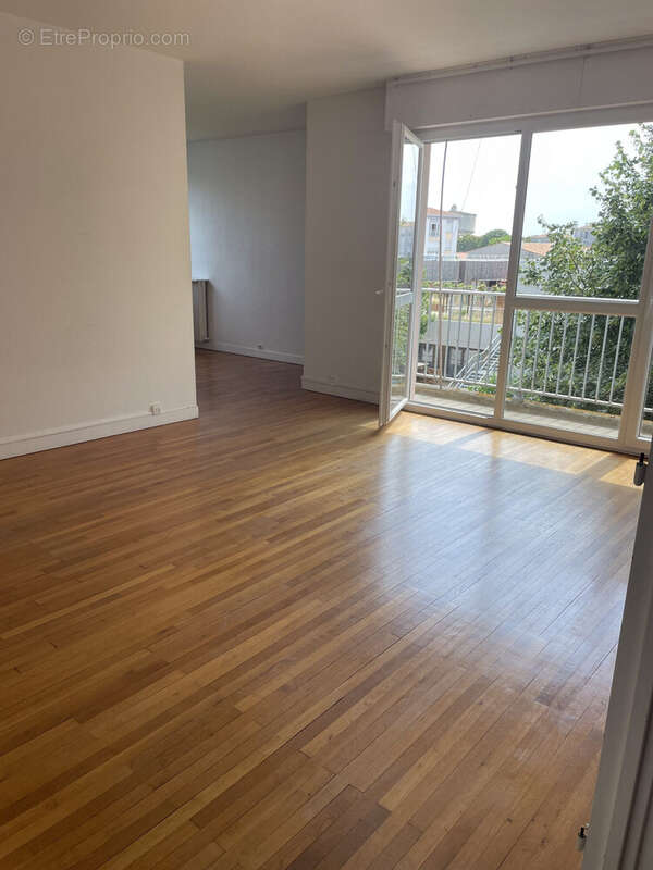 Appartement 82 m² à La Rochelle  - photo 6