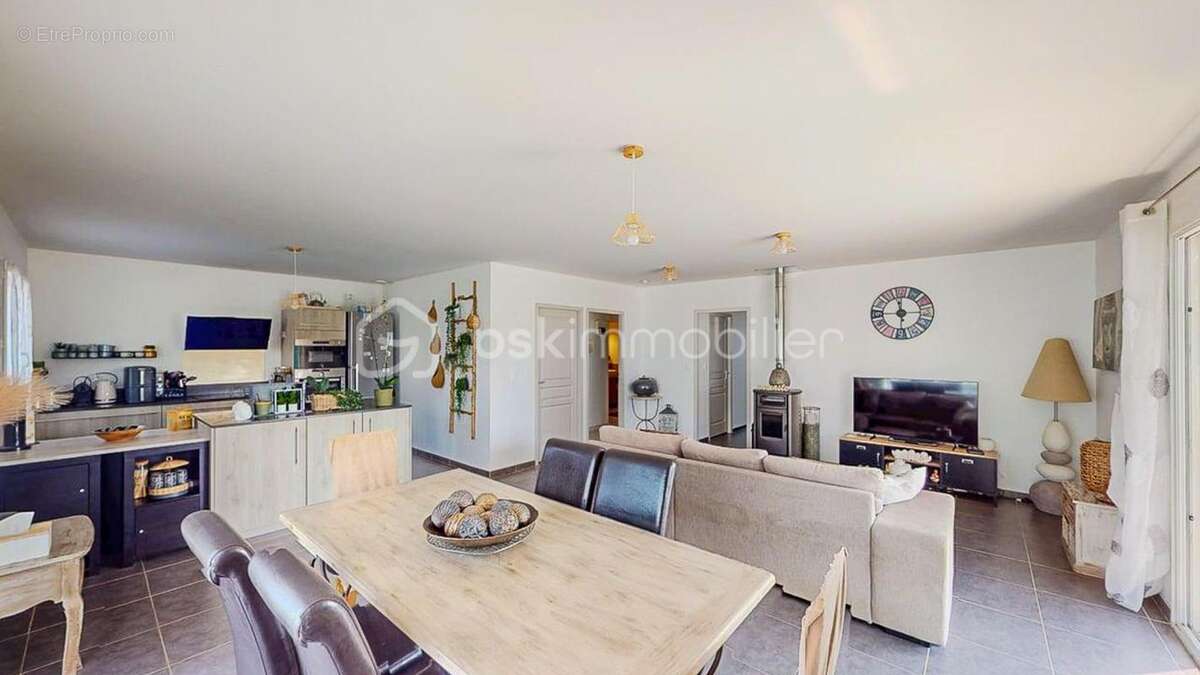 Maison de plain-pied de 2017 avec 4 chambres et piscine - photo 12