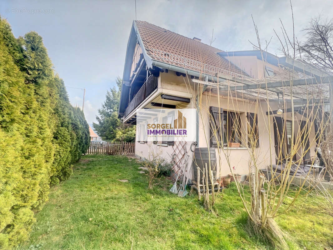 Maison à LE HOHWALD